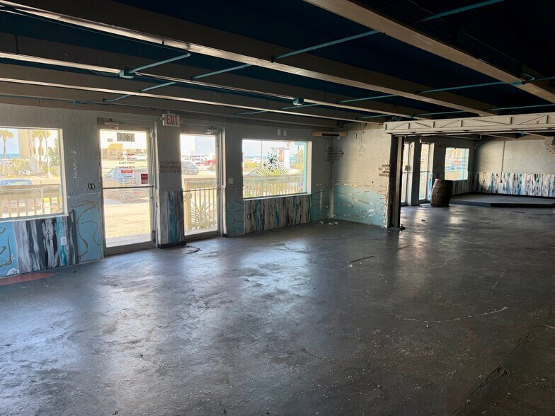 More Photos Of 3400 S Atlantic Ave, Daytona Beach Shores General Retail For Lease