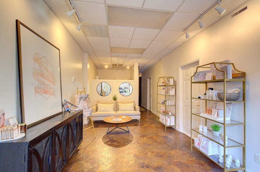 More Photos Of 205 N Laurens St, Greenville Loft Creative Space For Lease