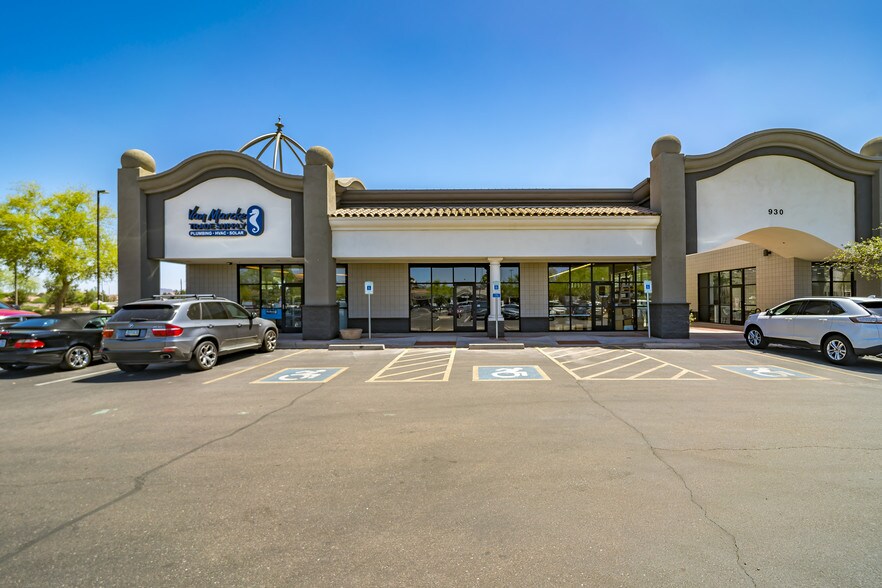More Photos Of 930 E Pecos Rd, Chandler Storefront For Lease