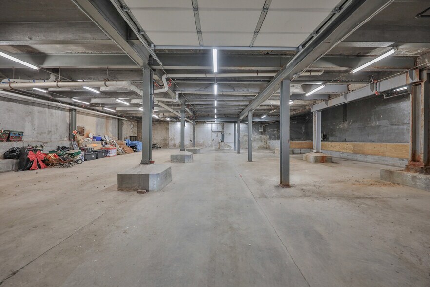 More Photos Of 16 W Goepp St, Bethlehem Light Distribution For Lease