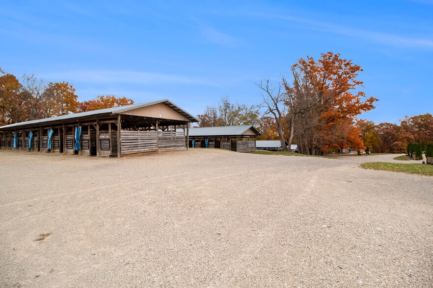 More Photos Of 11500 Glenn Rd, Grass Lake Land For Sale