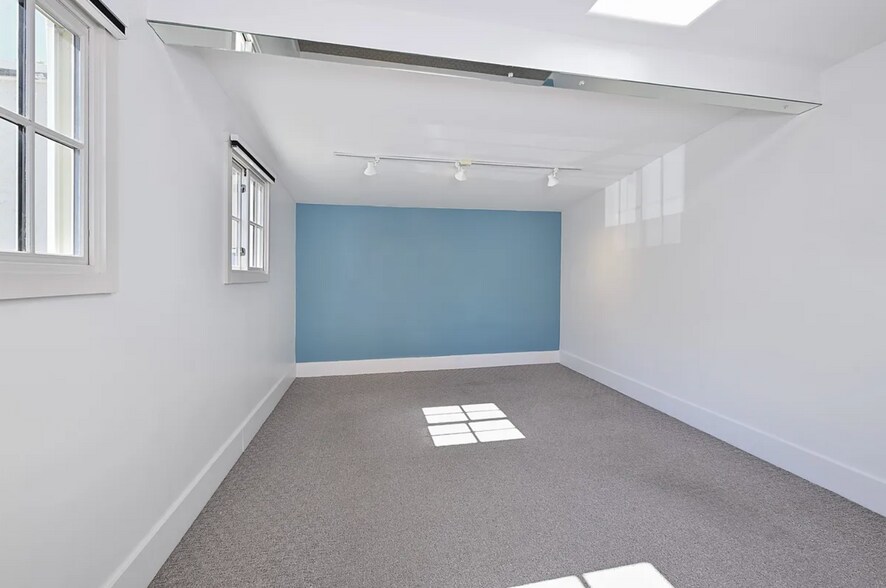 More Photos Of 417 E Palace Ave, Santa Fe Office For Lease