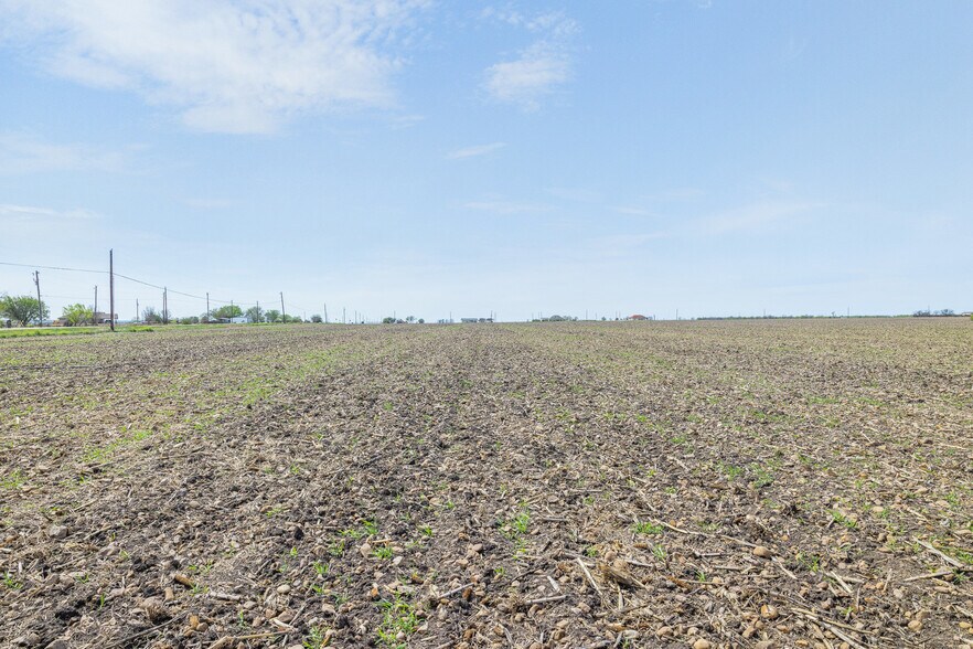 More Photos Of 5340 Dreibrodt St, San Marcos Land For Sale