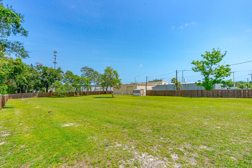 More Photos Of 974 S Nova Rd, Ormond Beach Industrial For Sale