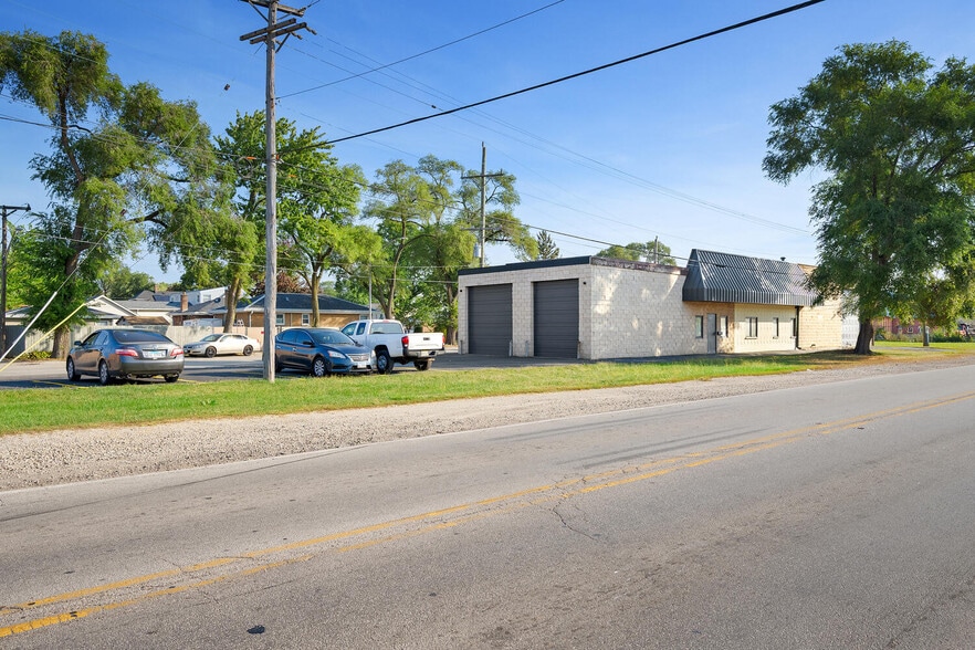 More Photos Of 4100 Washington Blvd, Hillside Industrial For Sale