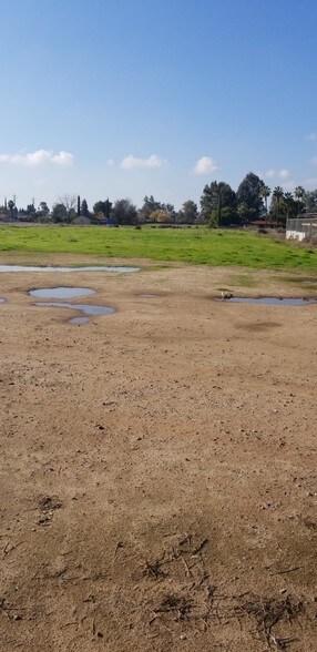 Primary Photo Of 17044 Road 26, Madera Land For Lease