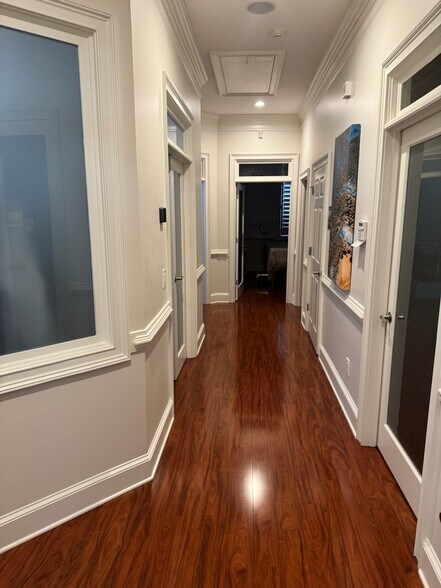 More Photos Of 3535 Roswell Rd, Marietta Medical For Lease