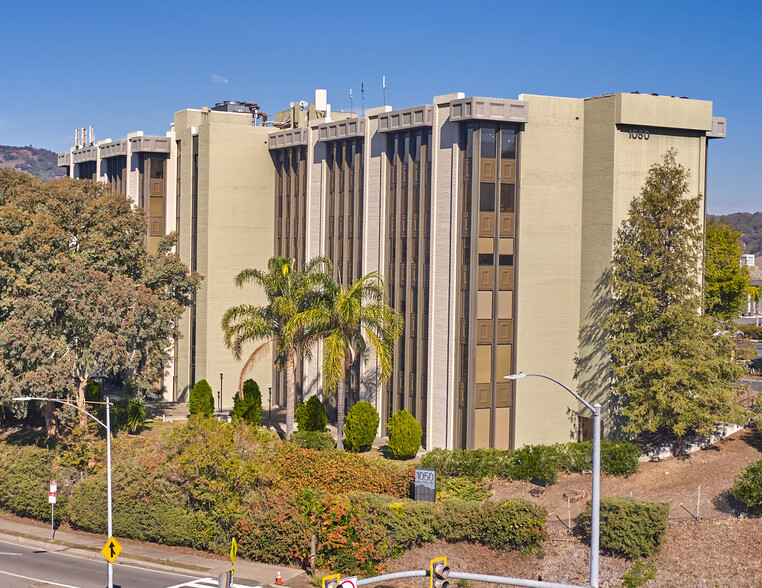 Primary Photo Of 1050 Northgate Dr, San Rafael Medical For Lease