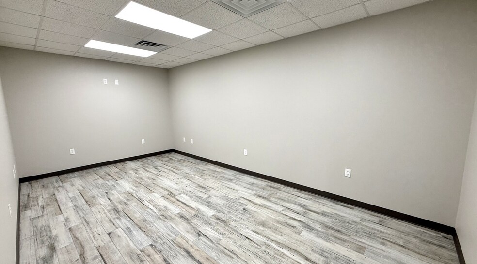 More Photos Of 3001 County 1279 rd, Midland Warehouse For Lease