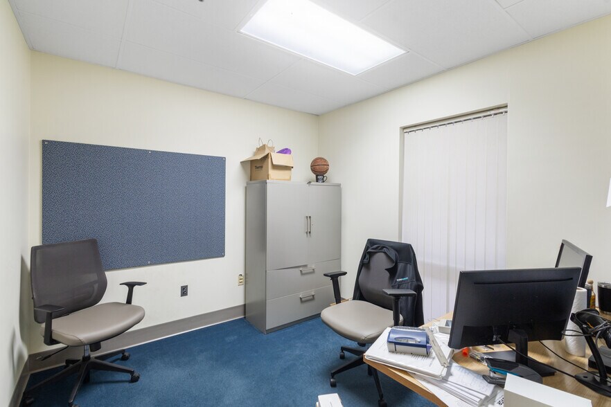 More Photos Of 315 S Kalamazoo Mall, Kalamazoo Office For Sale