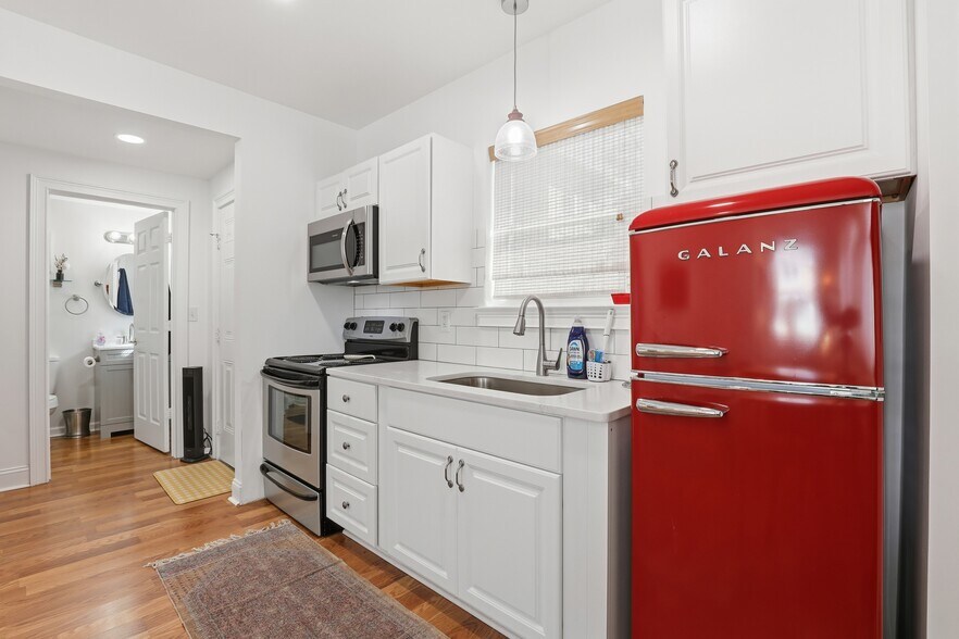 More Photos Of 521 W 37th St, Savannah Multifamily For Sale