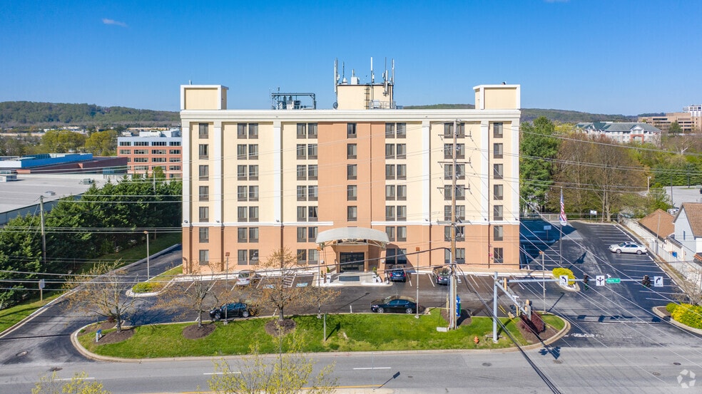 More Photos Of 11200 York Rd, Hunt Valley Hotel For Sale
