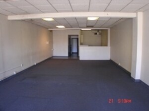 More Photos Of 851-855 Commerce St, Redding Showroom For Lease