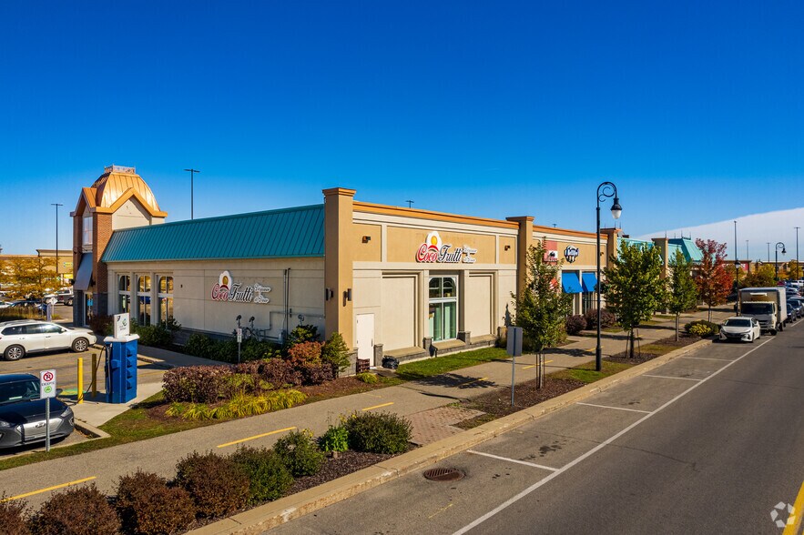 More Photos Of 2800-2860 Prom Saint-Honoré, Boisbriand Unknown For Lease