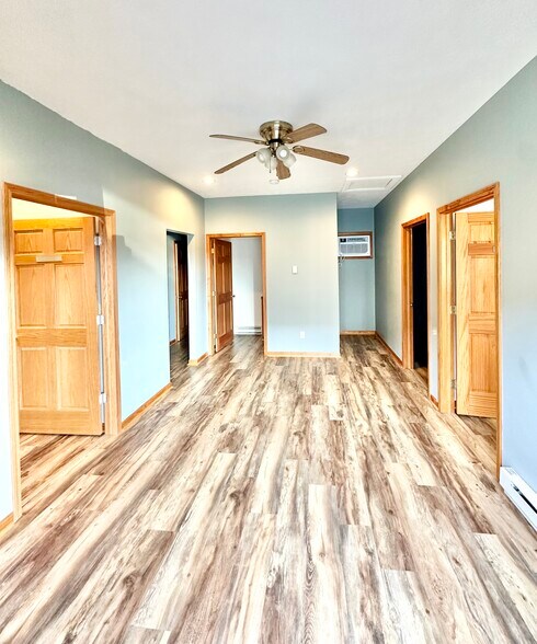 More Photos Of 214 4th St, Covington Office For Sale