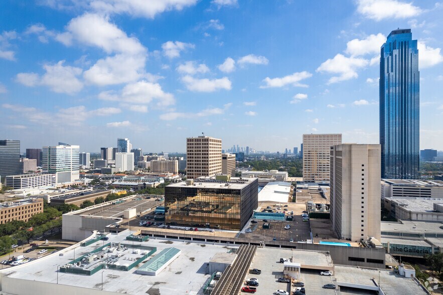 More Photos Of 5065-5075 Westheimer Rd, Houston Office For Lease