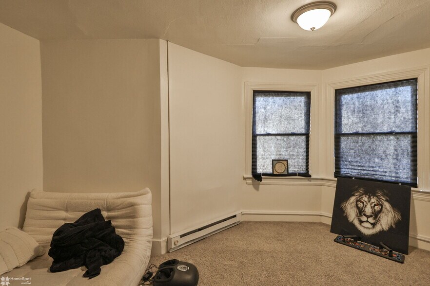 More Photos Of 38 W Central Ave, Bangor Apartments For Sale