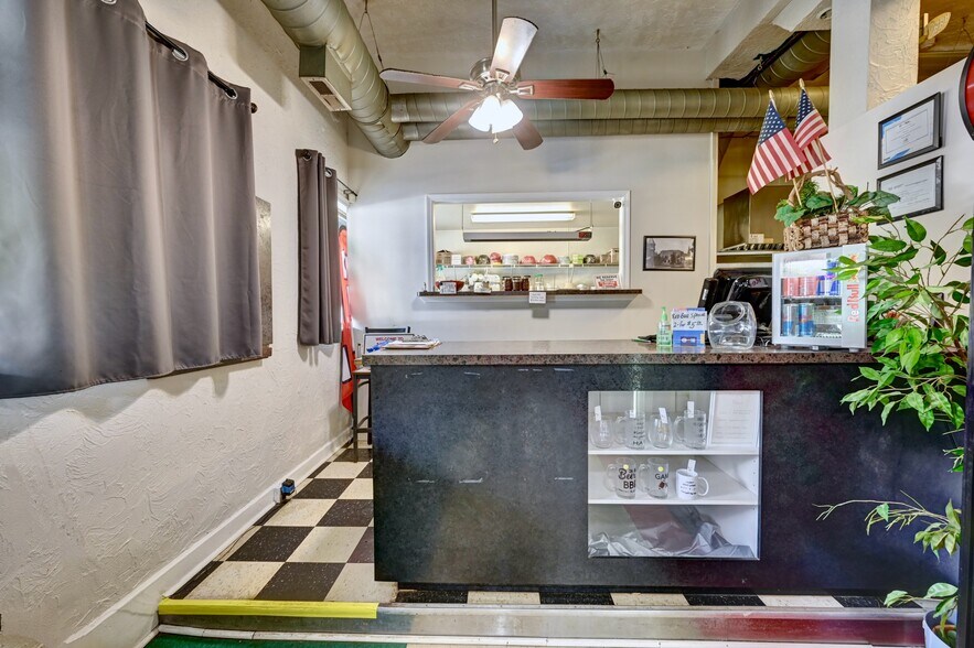 More Photos Of 10714 Main St, Mantua Storefront Retail Residential For Sale