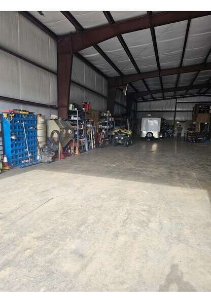 More Photos Of 1690 Austin Rd, Roseburg Industrial For Sale