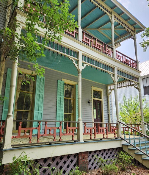 More Photos Of 1711 Reynolds St, Brunswick Office For Lease