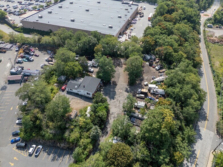 More Photos Of 3 Swampscott Rd, Salem Land For Sale