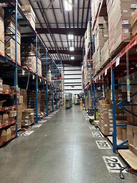 More Photos Of 2350-2400 Northridge Dr, Kaukauna Manufacturing For Sale