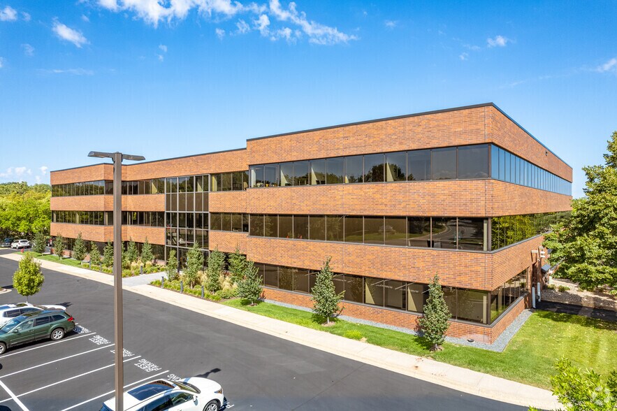 More Photos Of 900 Long Lake Rd, New Brighton Office For Sale