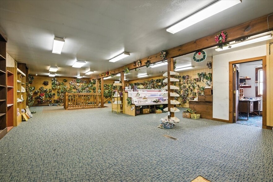 More Photos Of 1993 Milford Rd, East Stroudsburg Freestanding For Lease