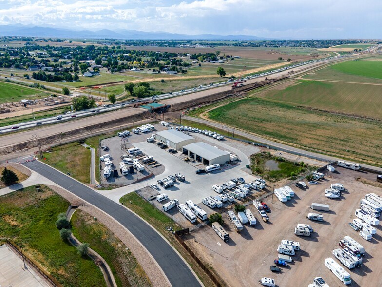 More Photos Of 4081 Camelot Cir, Longmont Showroom For Sale