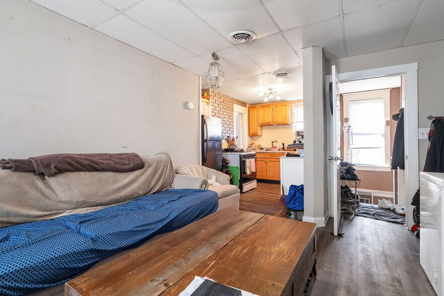 More Photos Of 1524 Van Vranken Ave, Schenectady Bar For Sale