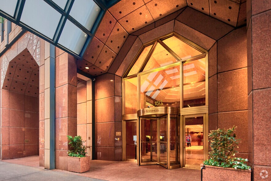 More Photos Of 156 W 56th St, New York Coworking Space