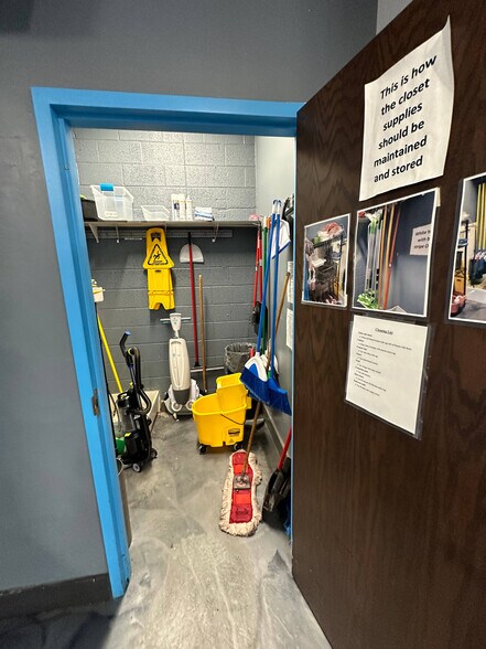 More Photos Of 1250 4th Ave NW, Minot Storefront For Lease