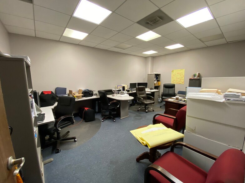 9362 Eton Ave, Chatsworth, CA 91311 Warehouse For Sale