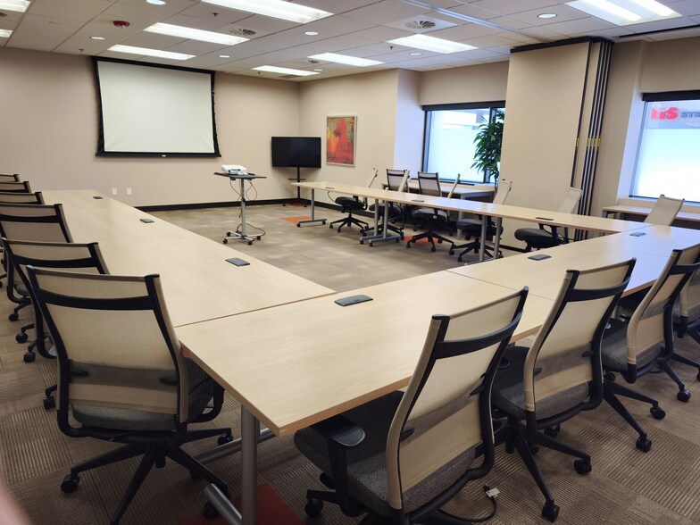 More Photos Of 50 W Broadway, Salt Lake City Coworking Space