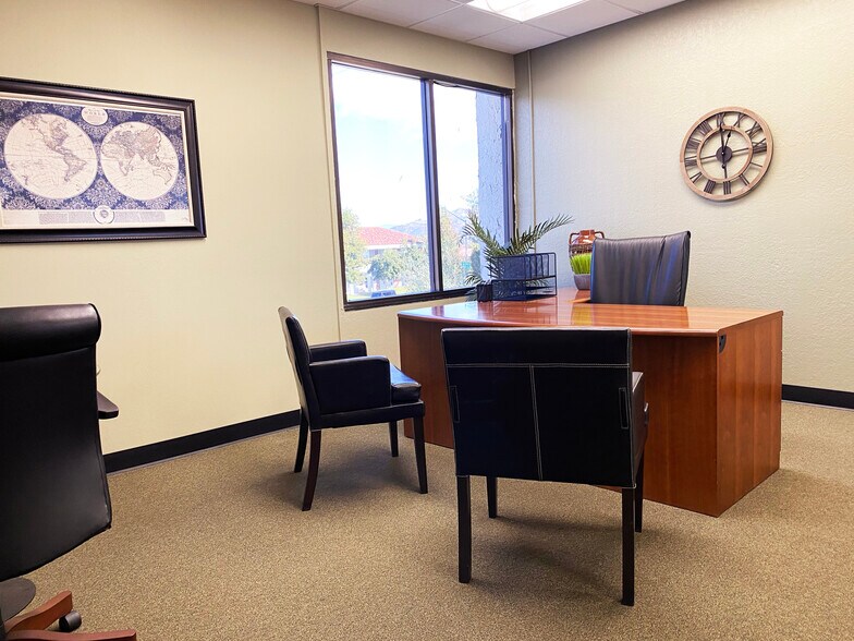 More Photos Of 16776 Bernardo Center Dr, San Diego Coworking Space