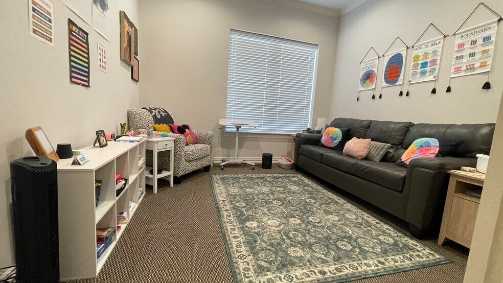 More Photos Of 8668 John Hickman Pky, Frisco Medical For Sale