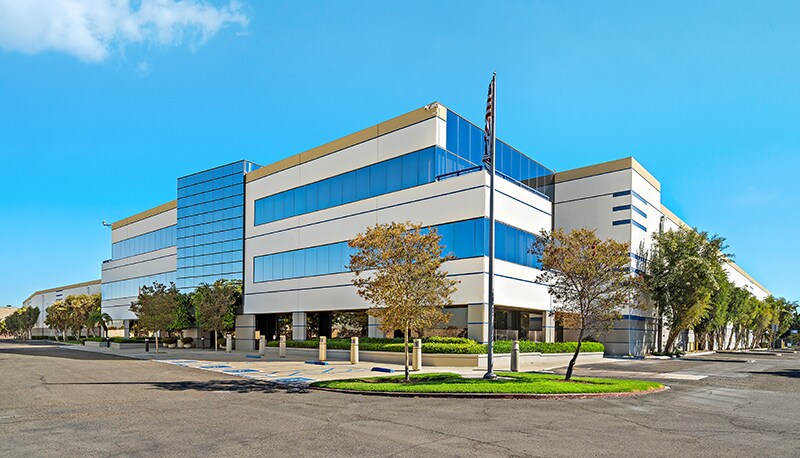 More Photos Of 2164 N Batavia St, Orange Warehouse For Sale