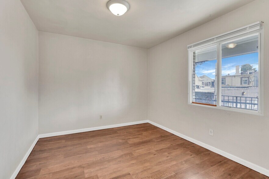 More Photos Of 27 W 8th Ave, Columbus Apartments For Sale