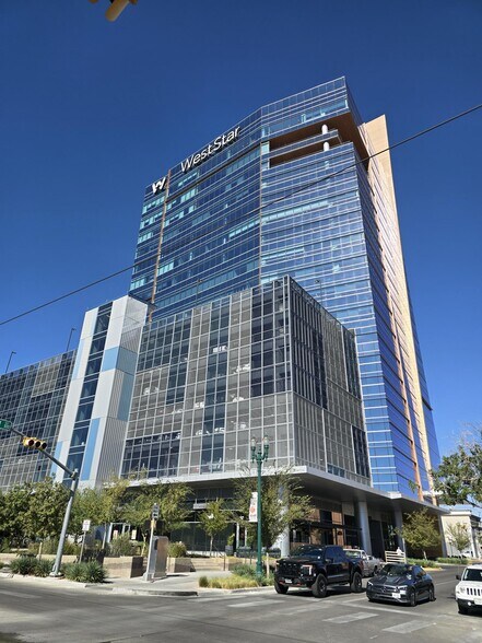 More Photos Of 601 N Mesa St, El Paso Office For Lease