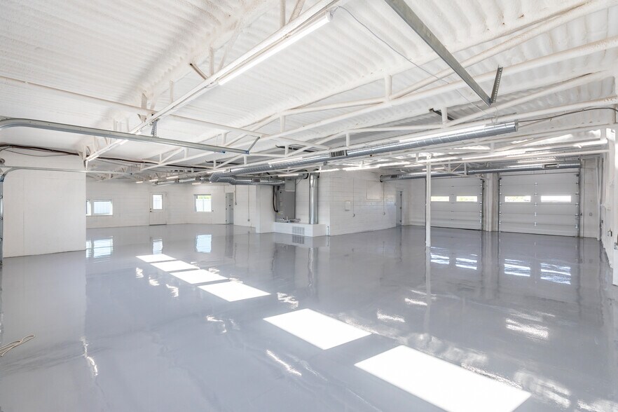 More Photos Of 769 Arnold Blvd, Abilene Flex For Sale