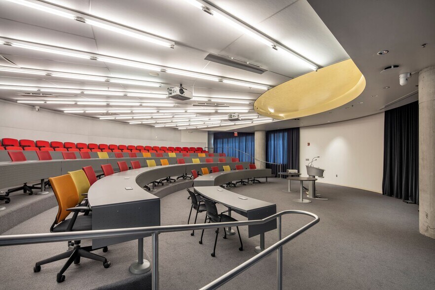 More Photos Of 19001 N Scottsdale Rd, Scottsdale Office For Lease