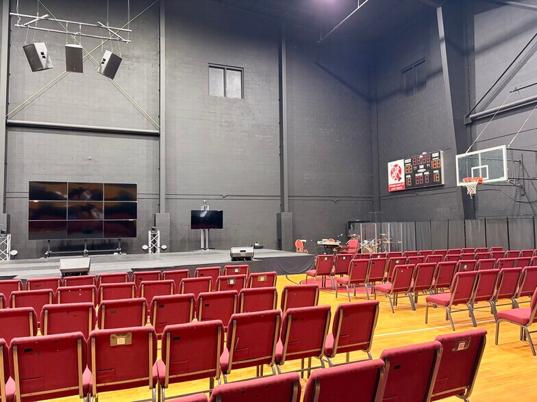 More Photos Of 1151 Flat Shoals Rd SE, Conyers Light Distribution For Lease
