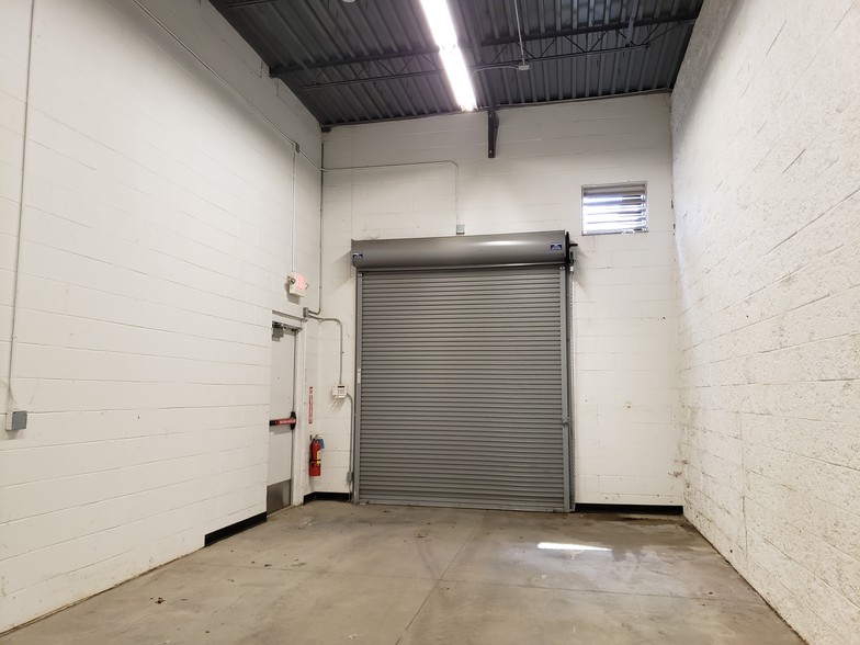 More Photos Of 8120 N Telegraph Rd, Dearborn Heights Storefront Retail Office For Lease