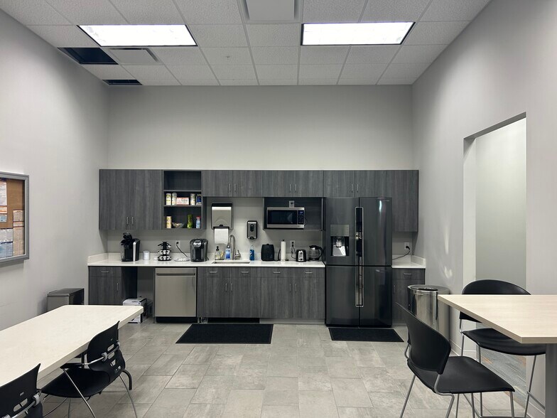 More Photos Of 115 Corporate Center Dr, Mooresville Light Distribution For Lease