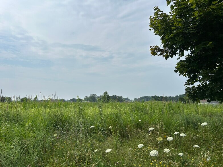 More Photos Of 2947 Bateman Trail, London Land For Sale