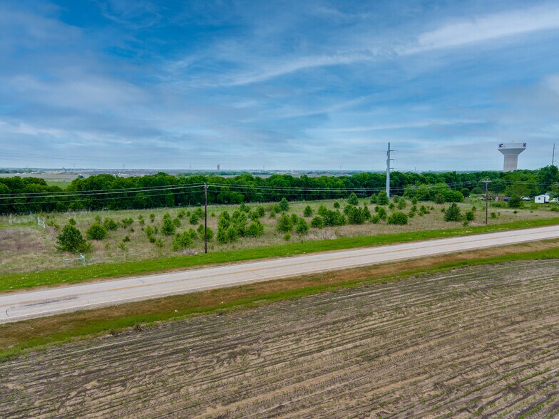 More Photos Of 6407 State Highway 66, Royse City Land For Lease