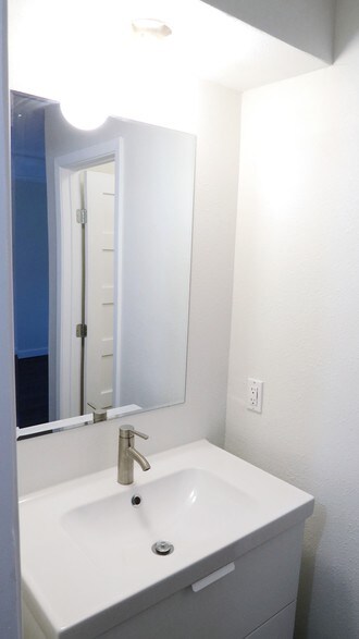 More Photos Of 4111 Avenue A, Austin Apartments For Sale