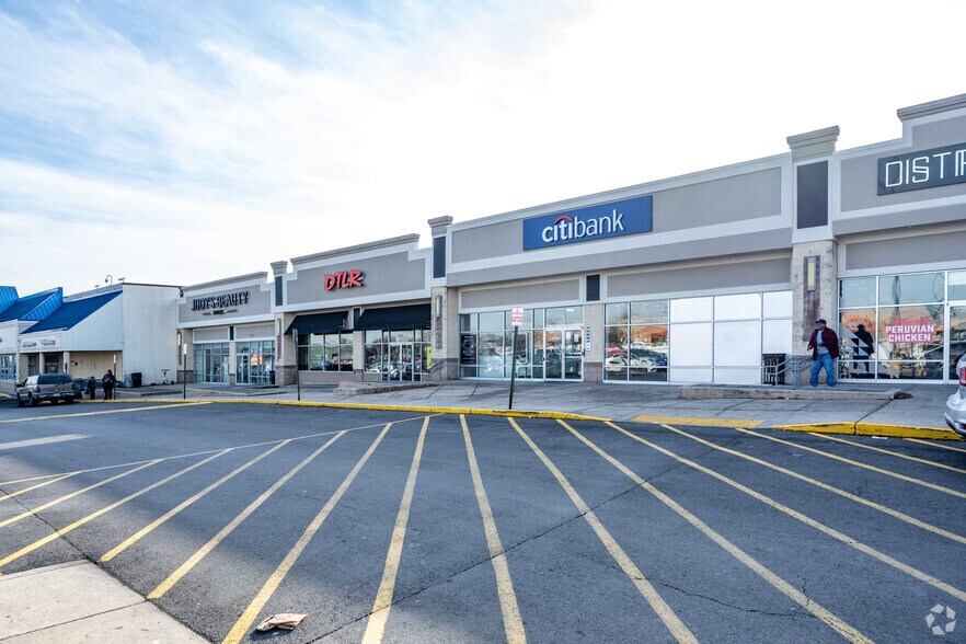 More Photos Of 1060 Brentwood Rd NE, Washington General Retail For Lease