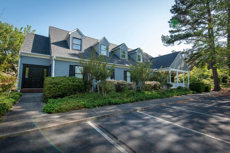 More Photos Of 12 Boardwalk Pl, Seneca Medical For Lease