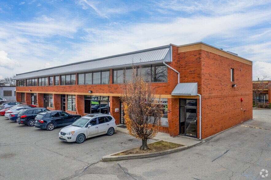 More Photos Of 2386 Haines Rd, Mississauga Storefront For Lease
